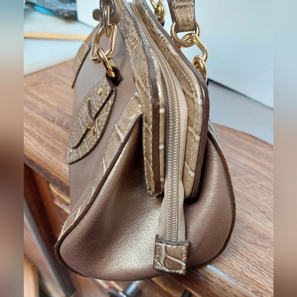 Worthington Small Gold Handbag - Picture 6 of 14
